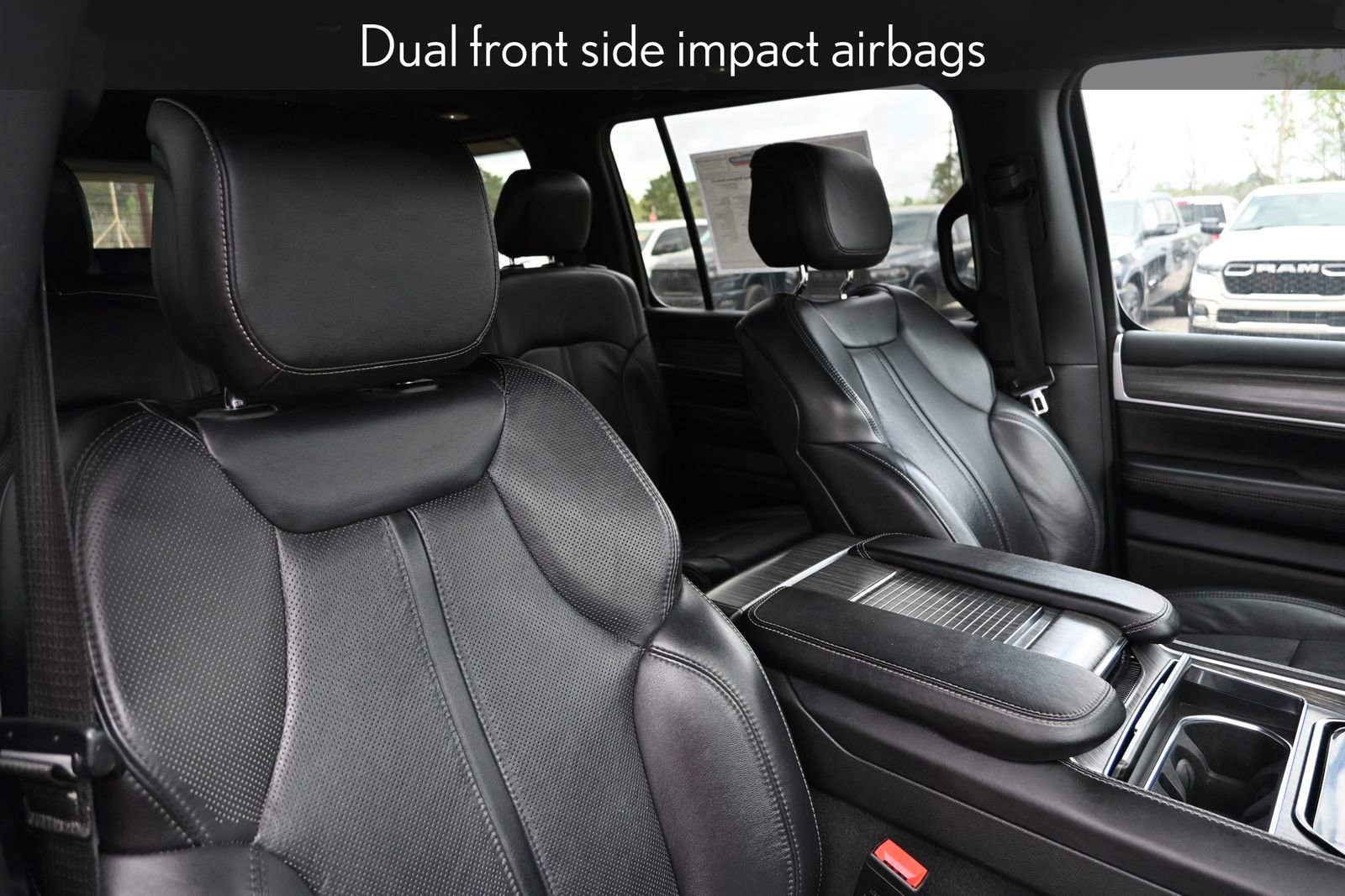 Used 2024 Jeep Wagoneer Series II w/ Flexible Seating Group image 33