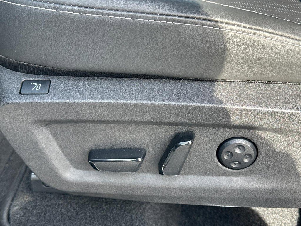 Used 2025 Nissan Murano Platinum image 20