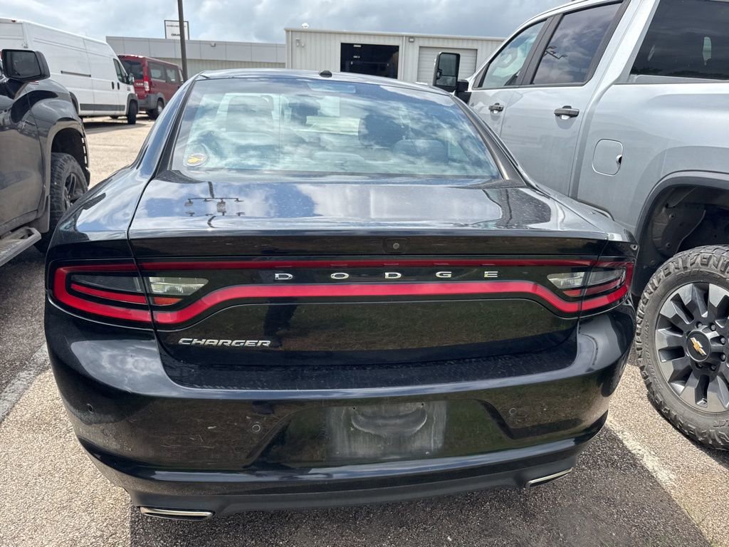 Used 2019 Dodge Charger SXT RWD image 7