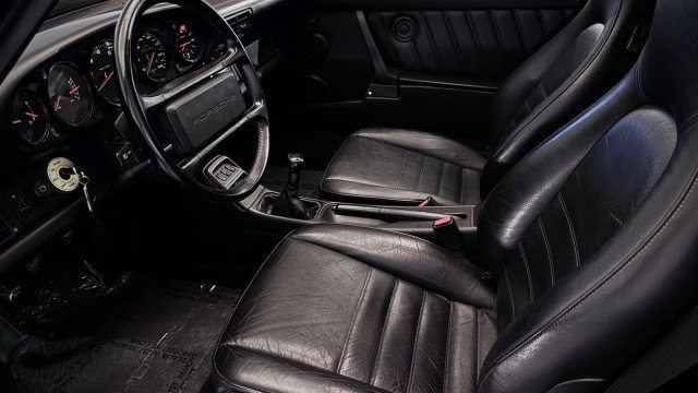Used 1990 Porsche 911 image 3
