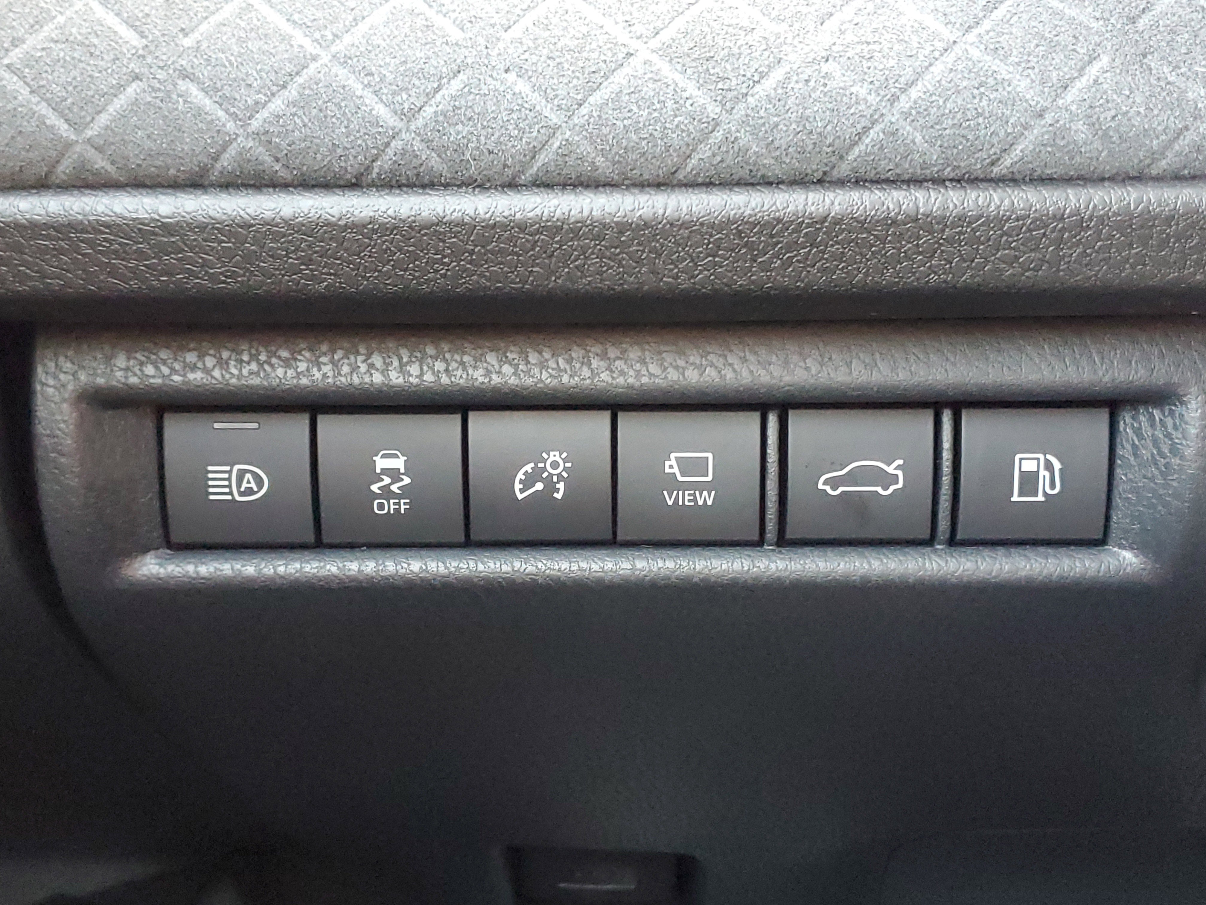 Used 2026 Toyota Camry XLE image 32