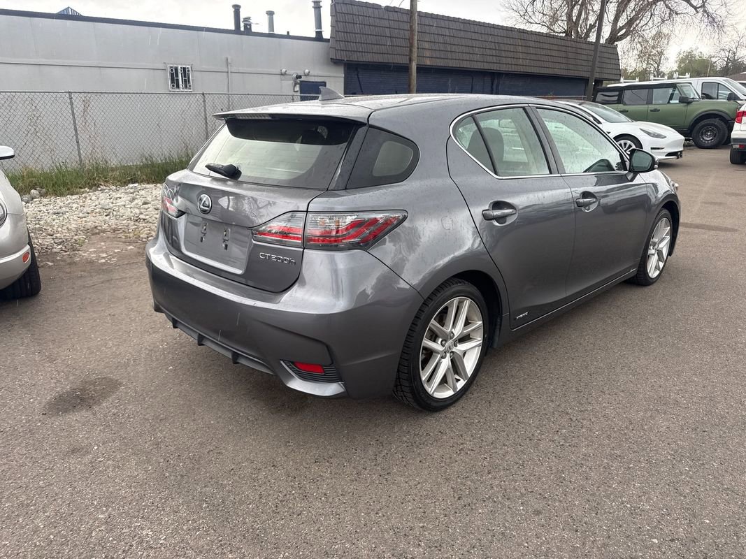 Used 2014 Lexus CT 200h FWD image 3