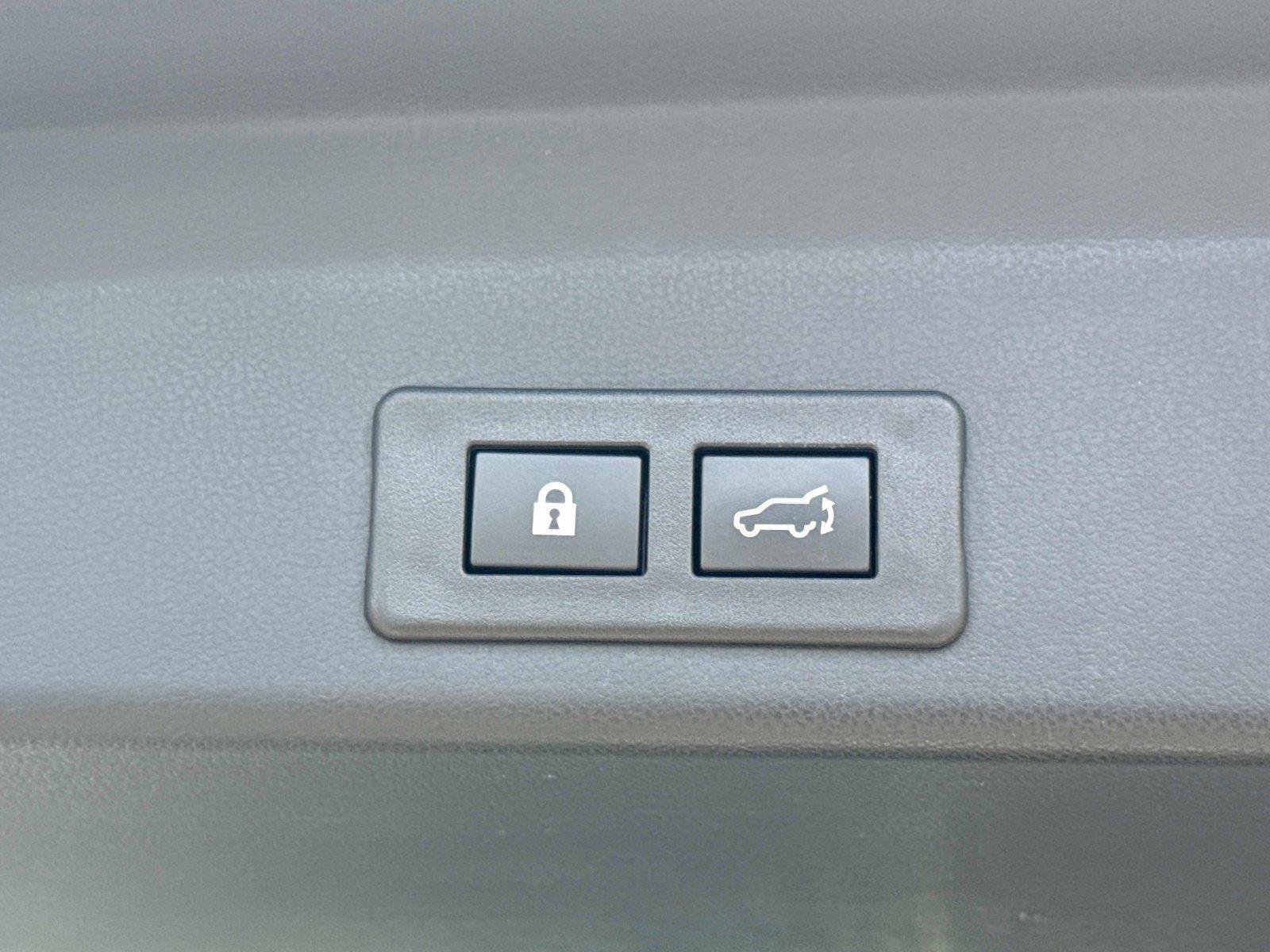Used 2021 Subaru Ascent Limited w/ Technology Package AWD/4WD image 13