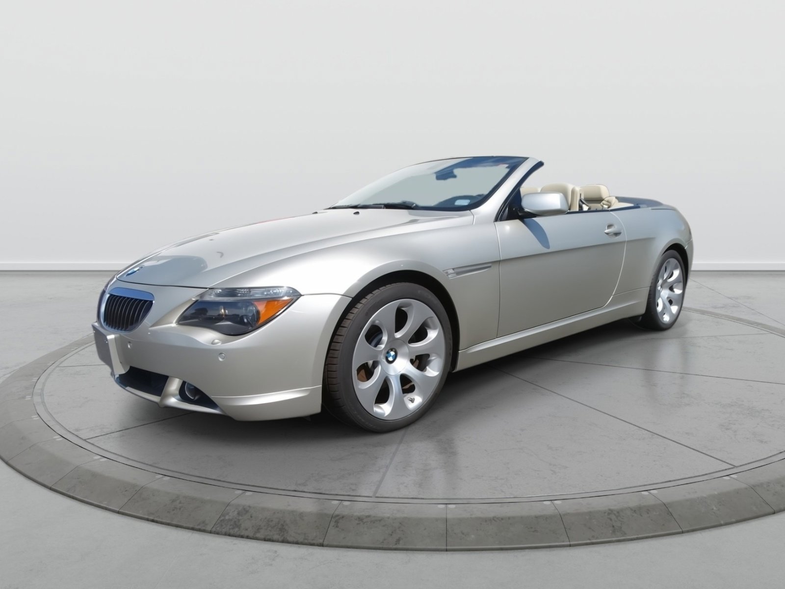 Used 2007 BMW 650i Convertible image 2