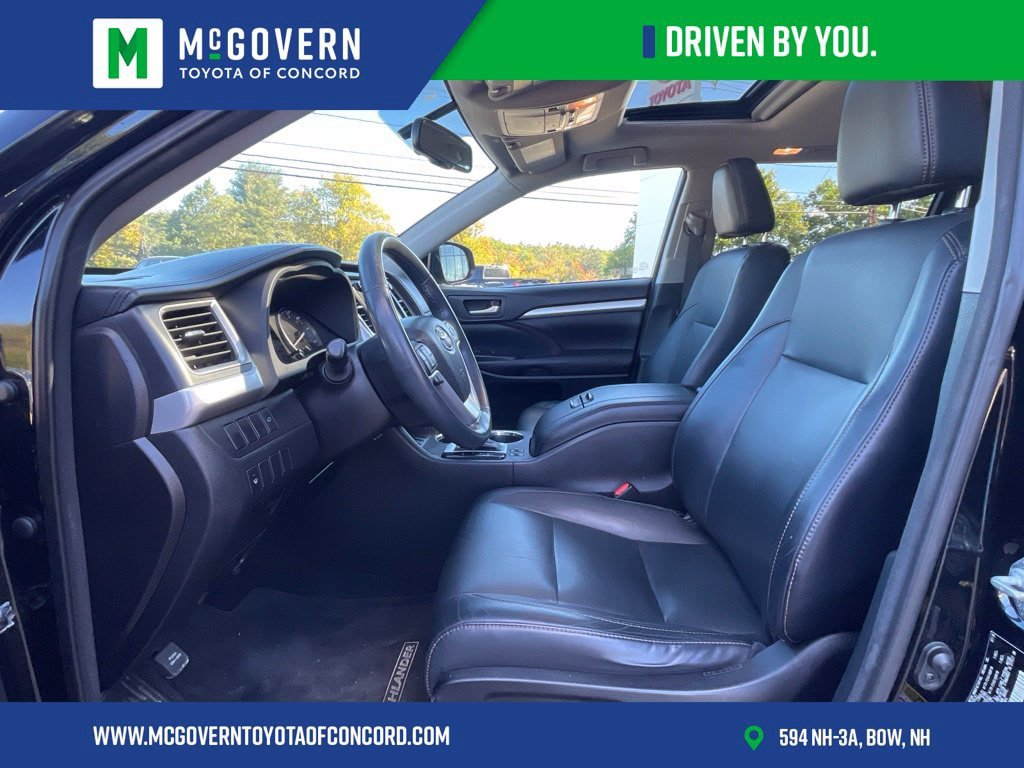 Used 2016 Toyota Highlander XLE AWD/4WD image 11