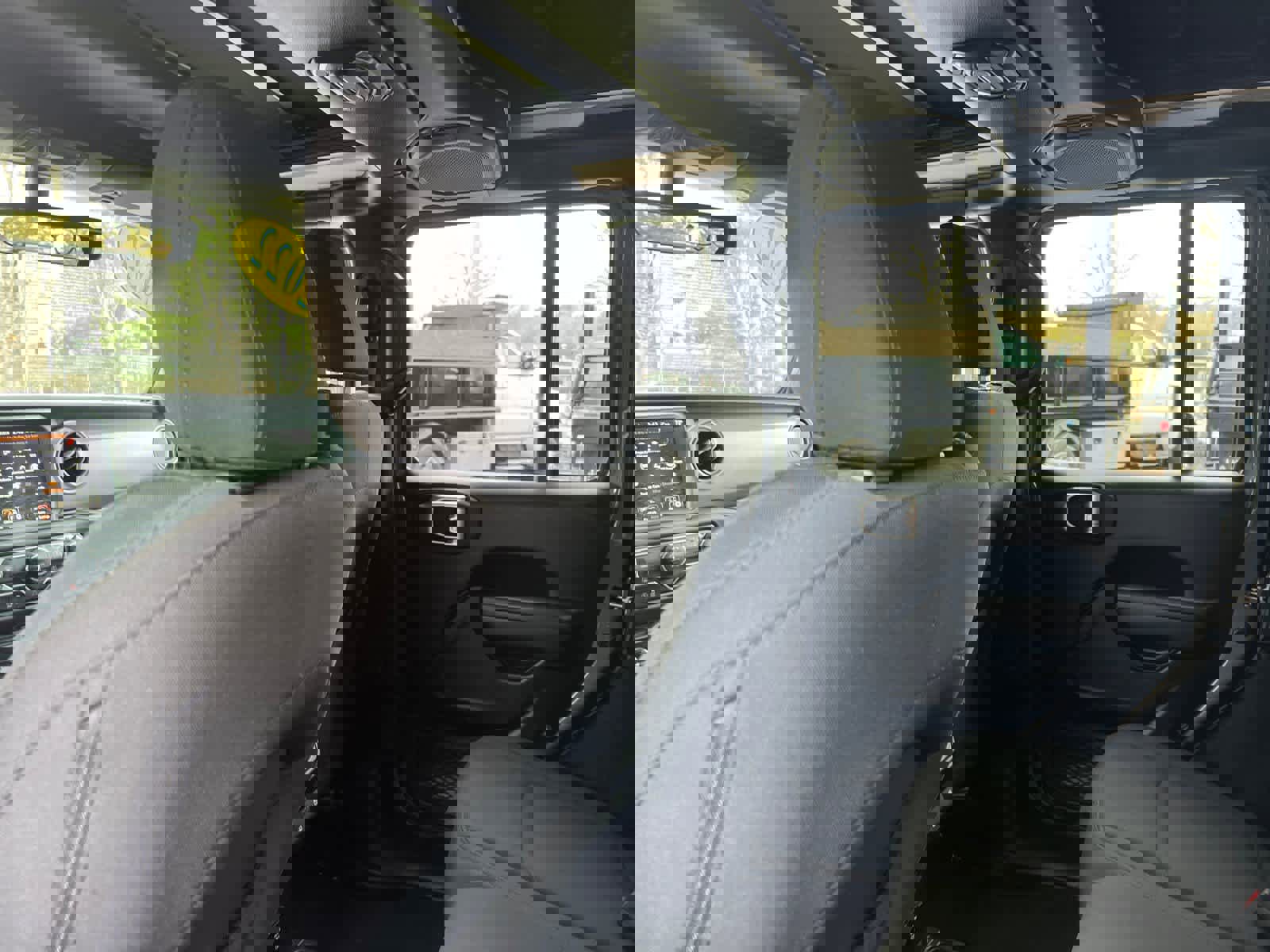 Used 2022 Jeep Wrangler Unlimited Willys image 31