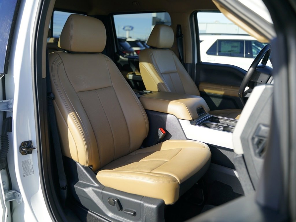 Used 2022 Ford F250 Lariat w/ Chrome Package image 26