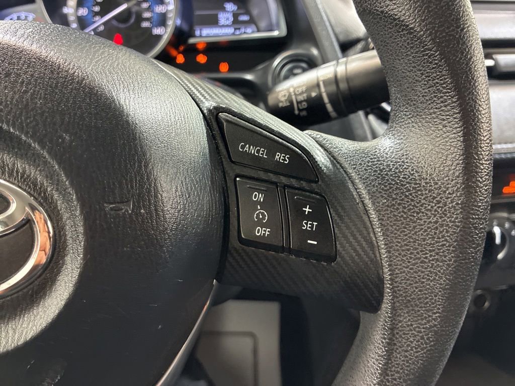 Used 2018 Toyota Yaris iA FWD image 30