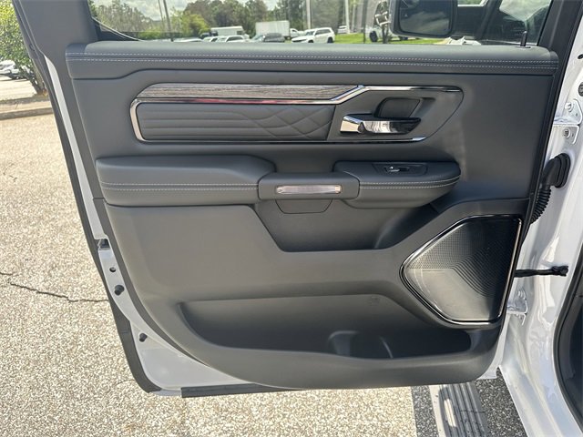 New 2025 RAM 1500 Limited w/ Trailer Tow Group image 21