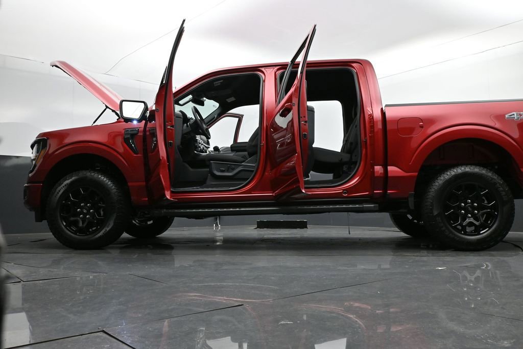 New 2026 Ford F150 XLT w/ Equipment Group 302A MID image 39