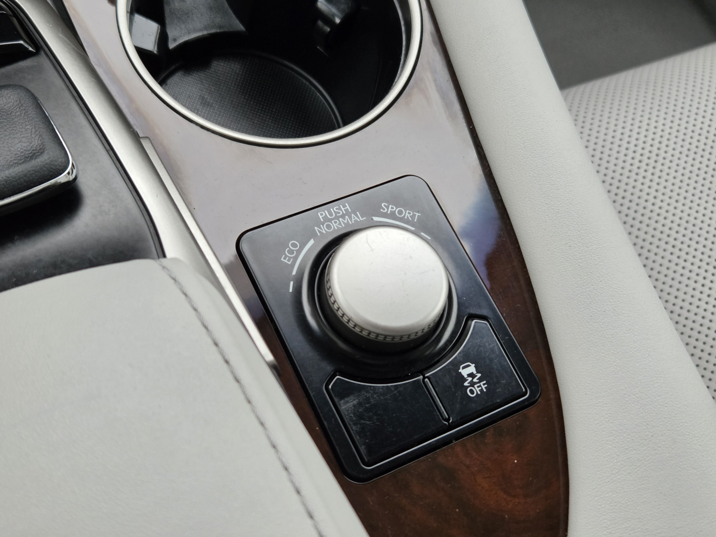 Used 2019 Lexus RX 350 FWD w/ Navigation Package image 26