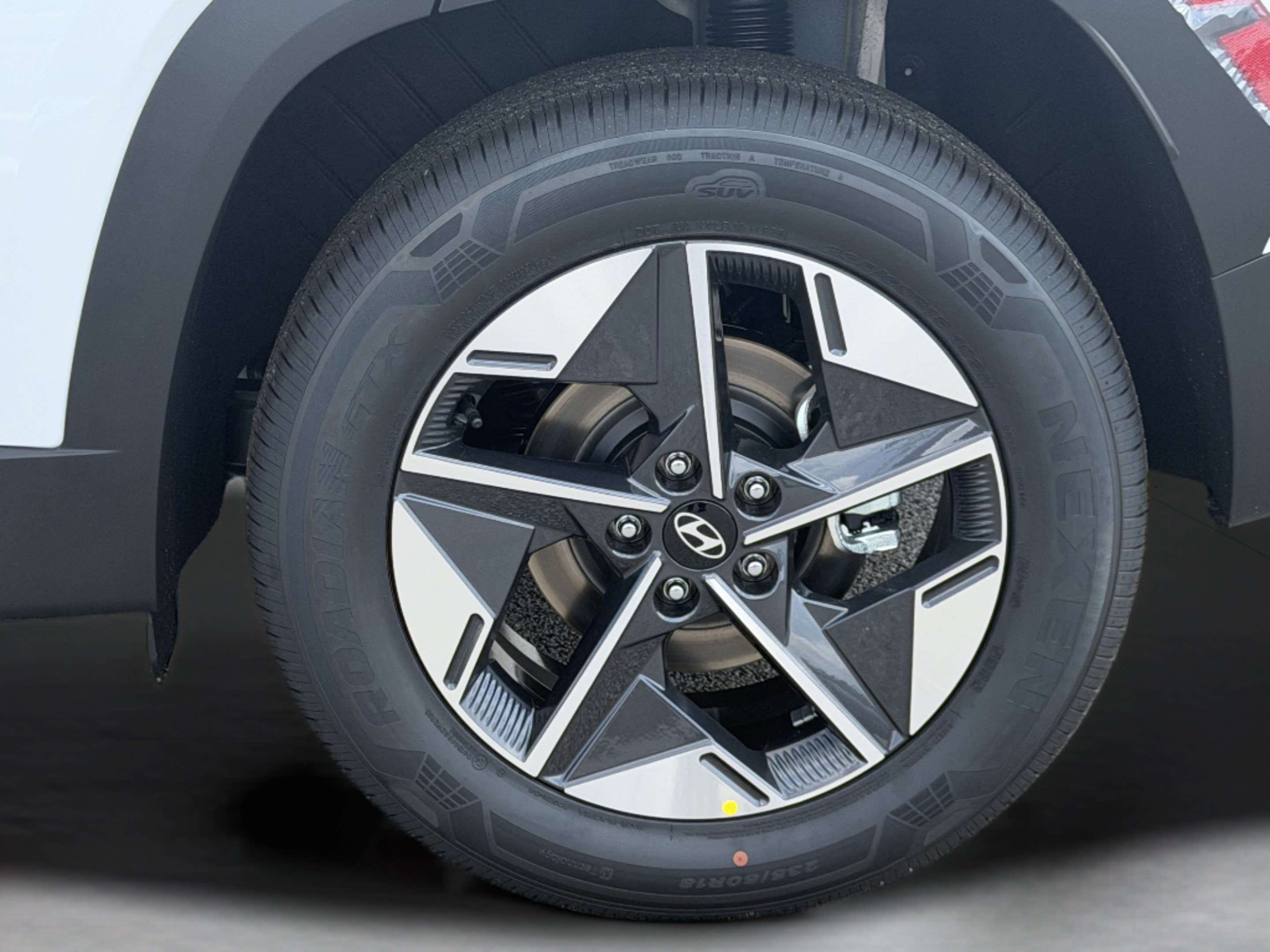 New 2026 Hyundai Tucson Blue SE FWD image 27