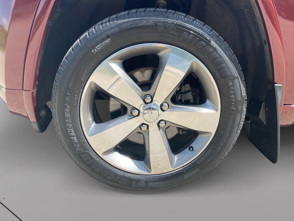 Certified 2016 Jeep Grand Cherokee Overland AWD/4WD image 9