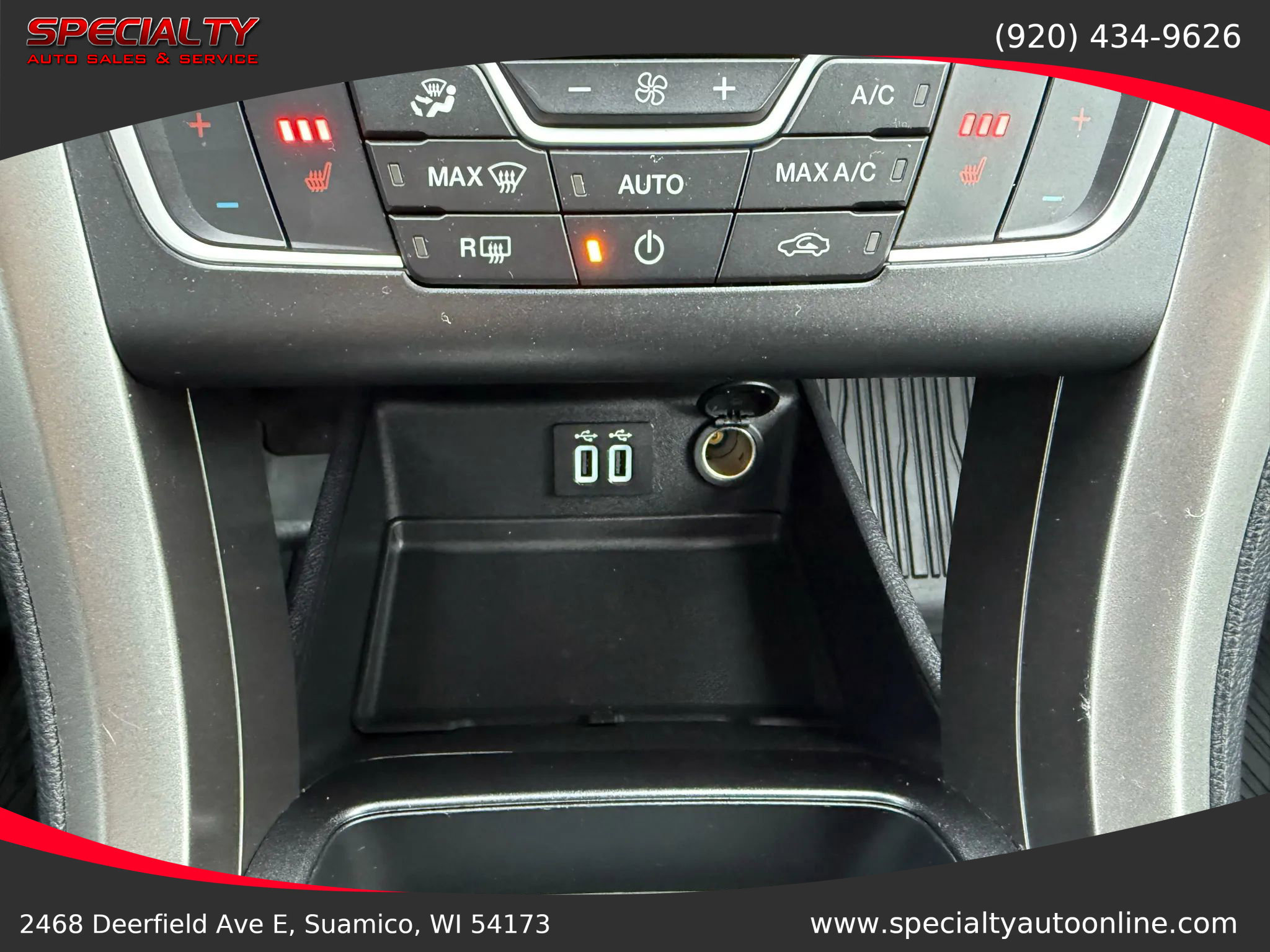 Used 2020 Ford Fusion SE image 30