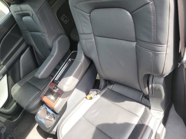 Certified 2023 Lincoln Aviator Reserve w/ Equipment Group 201A AWD/4WD image 48