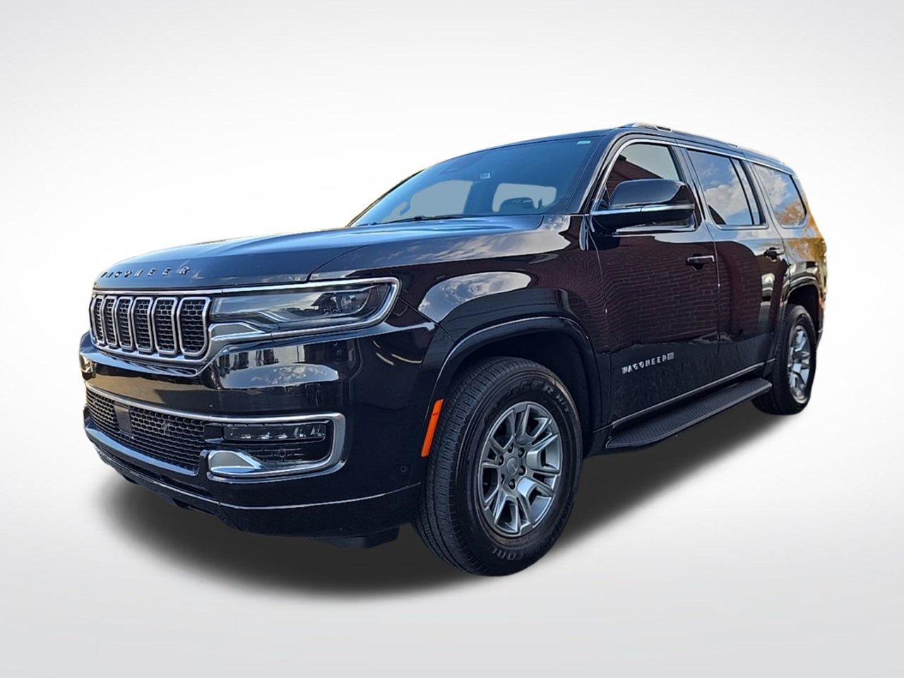 Used 2023 Jeep Wagoneer 4WD image 3
