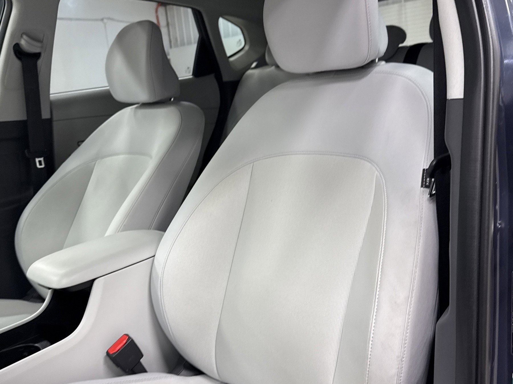 Used 2025 Hyundai Kona SEL image 5