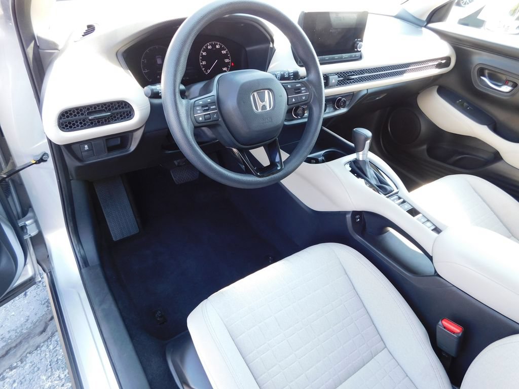 Certified 2024 Honda HR-V LX image 13