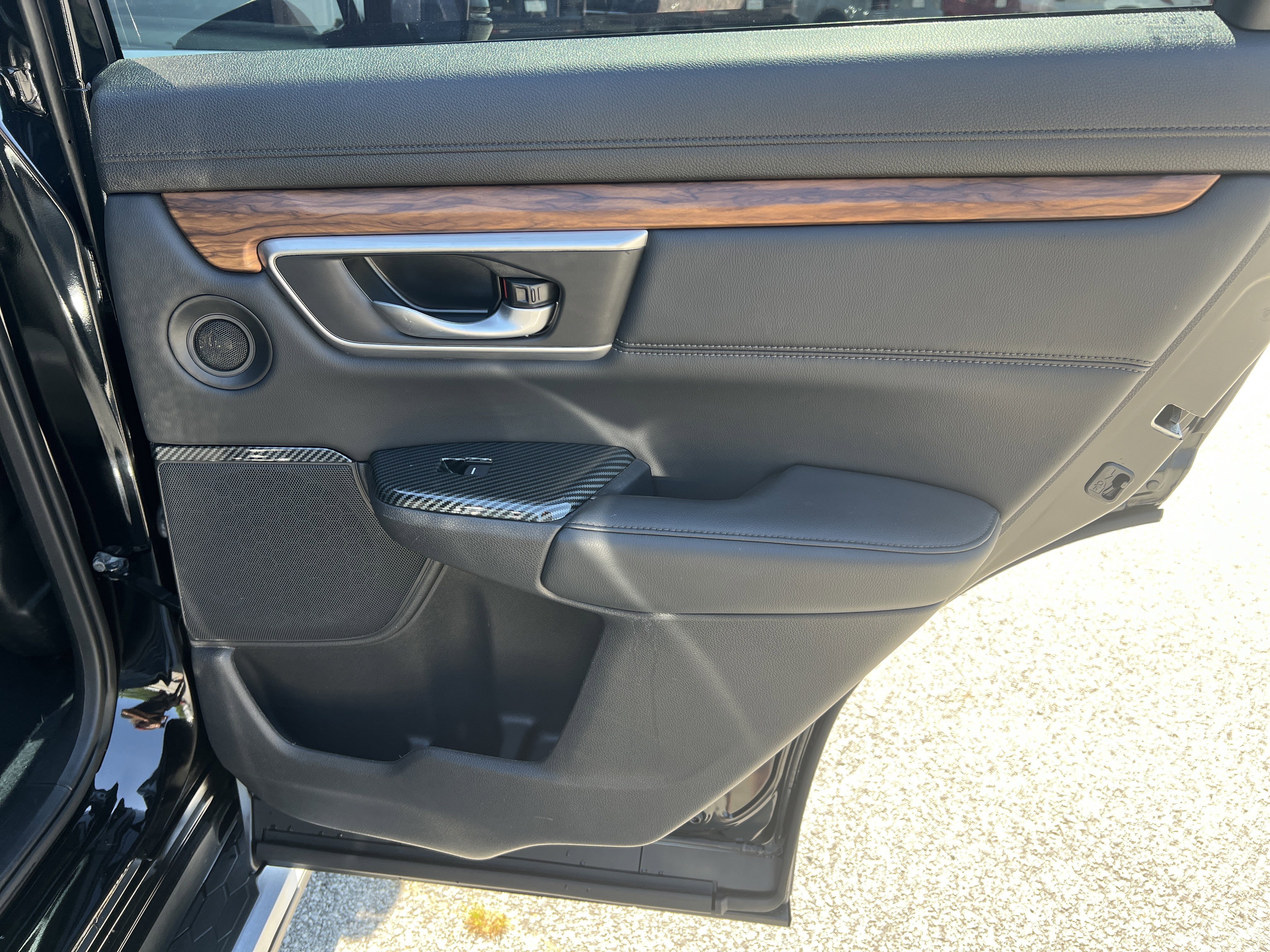 Used 2022 Honda CR-V EX-L image 17