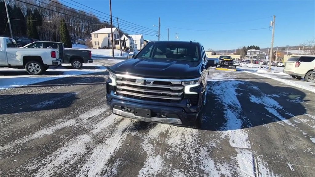 Used 2022 Chevrolet Silverado 1500 High Country image 4