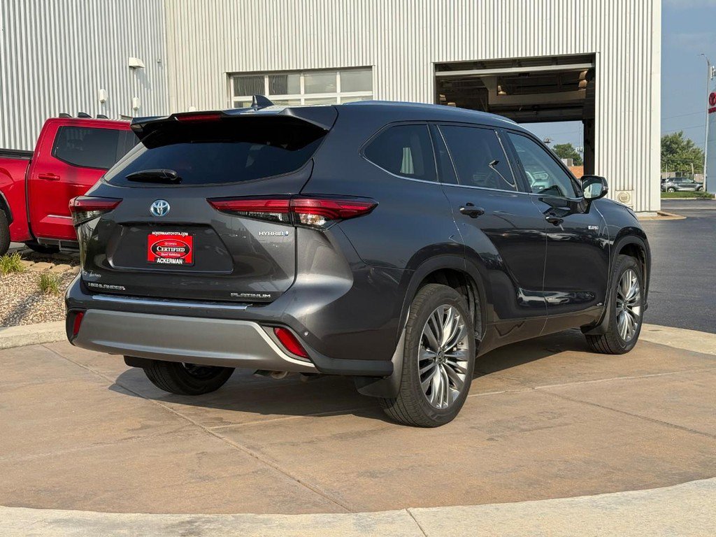Certified 2020 Toyota Highlander Platinum AWD/4WD image 5