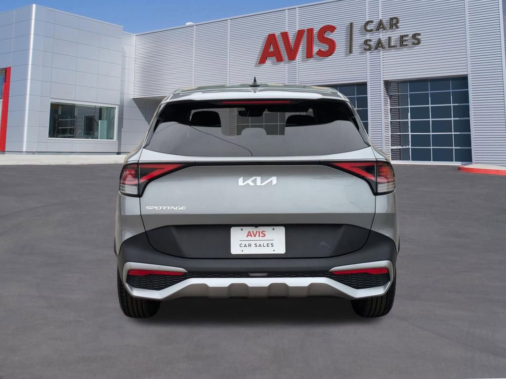 Used 2024 Kia Sportage LX image 7