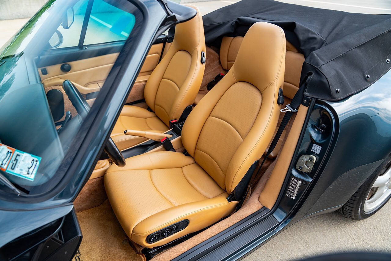 Used 1995 Porsche 911 Cabriolet image 57