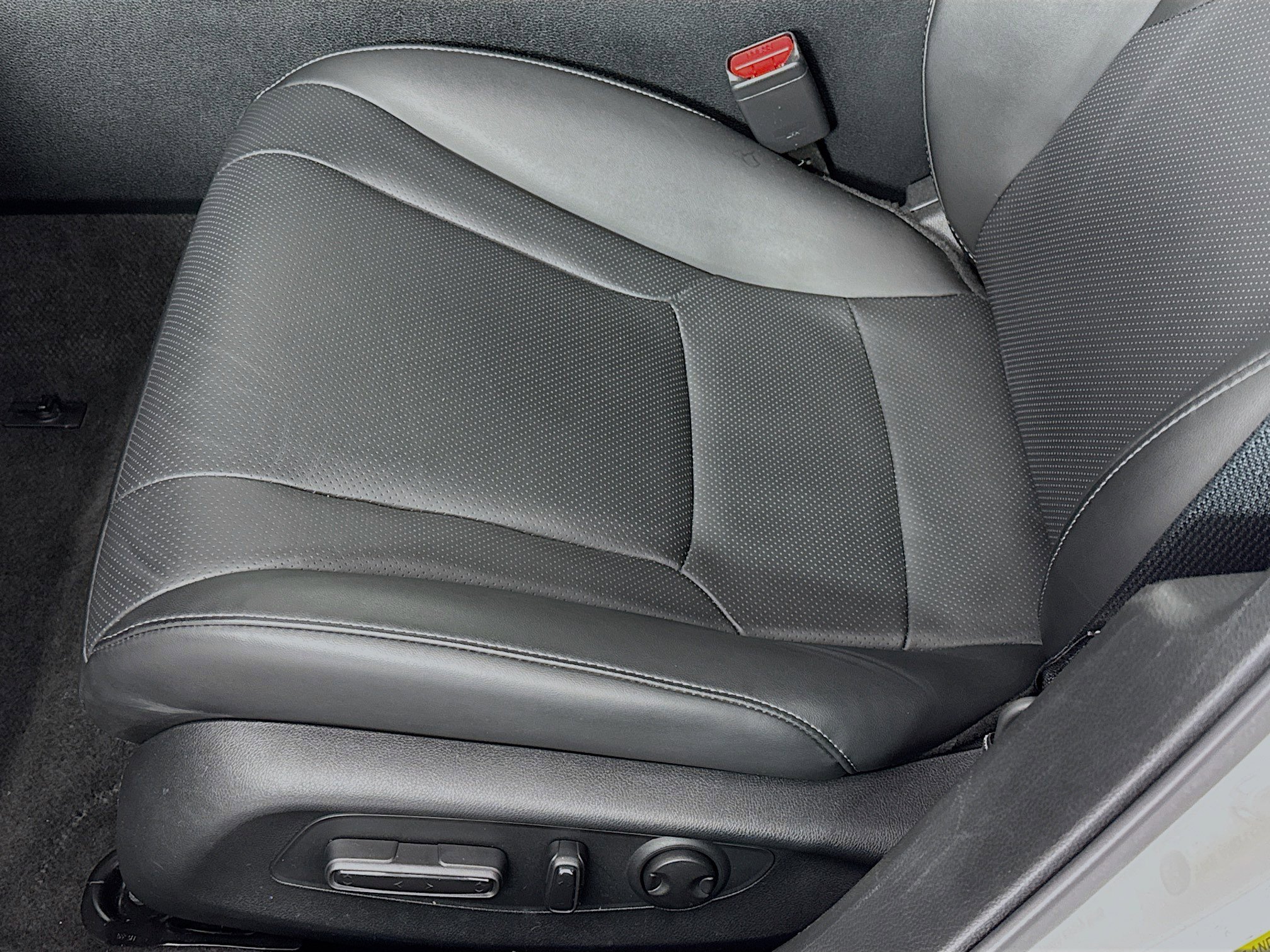 Certified 2023 Honda Accord Sport image 18