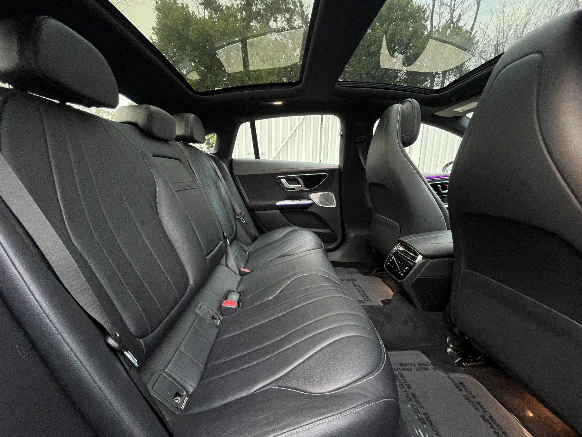 Used 2023 Mercedes-Benz EQE 500 4MATIC Sedan image 22