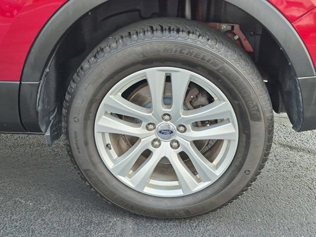 Used 2018 Ford Explorer XLT w/ Equipment Group 202A AWD/4WD image 7