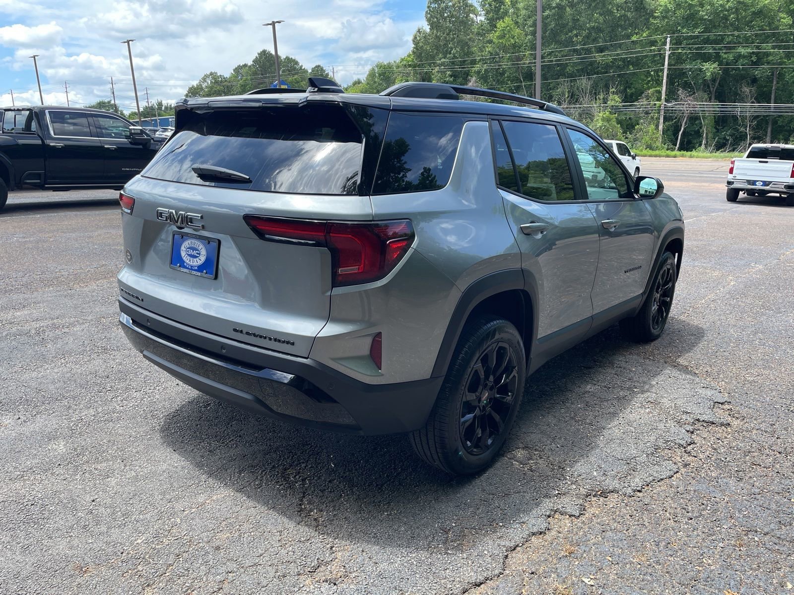 New 2026 GMC Terrain Elevation w/ Black Edition FWD image 5