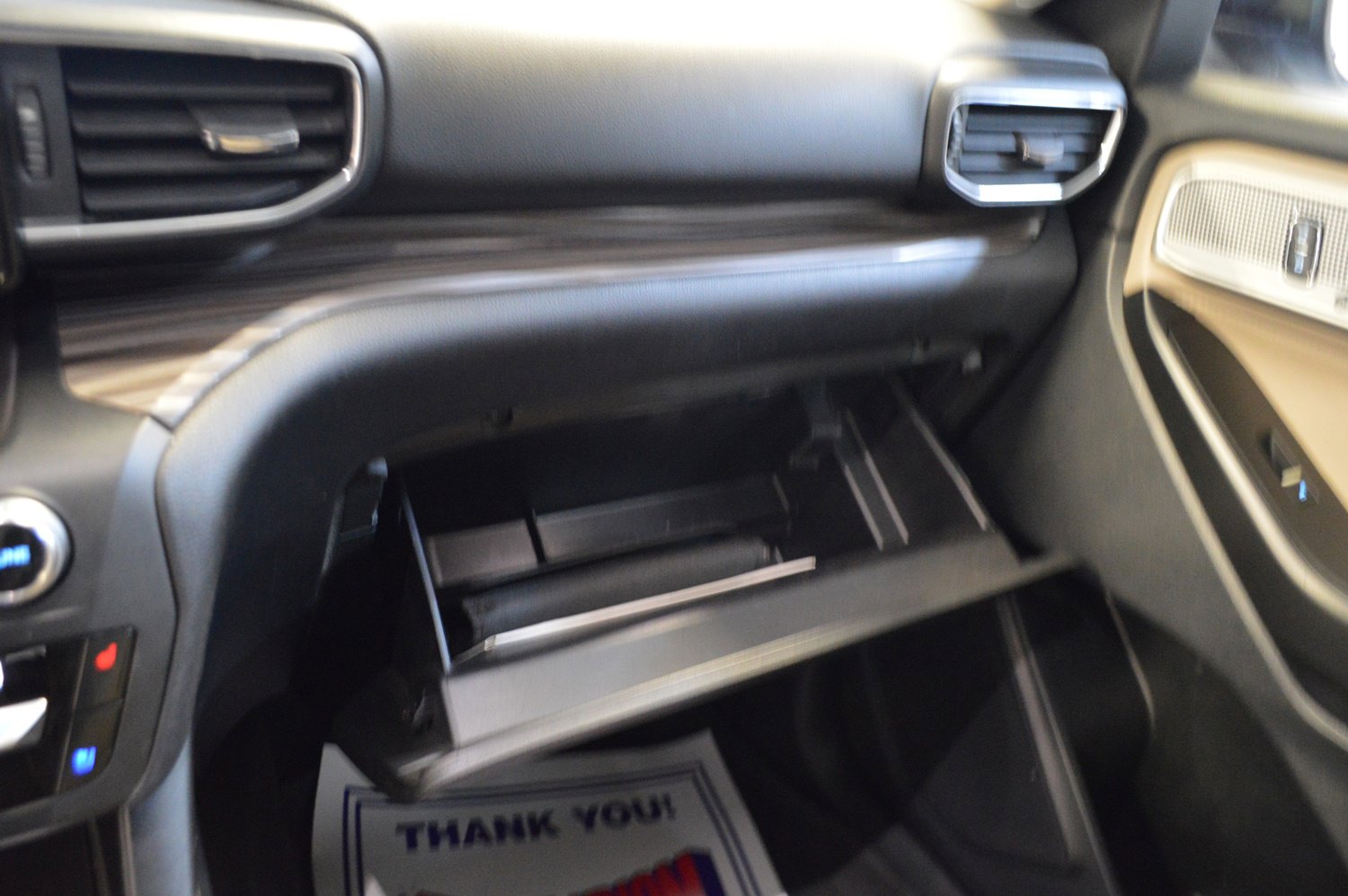 Used 2020 Ford Explorer Limited w/ Class III Trailer Tow Package image 23