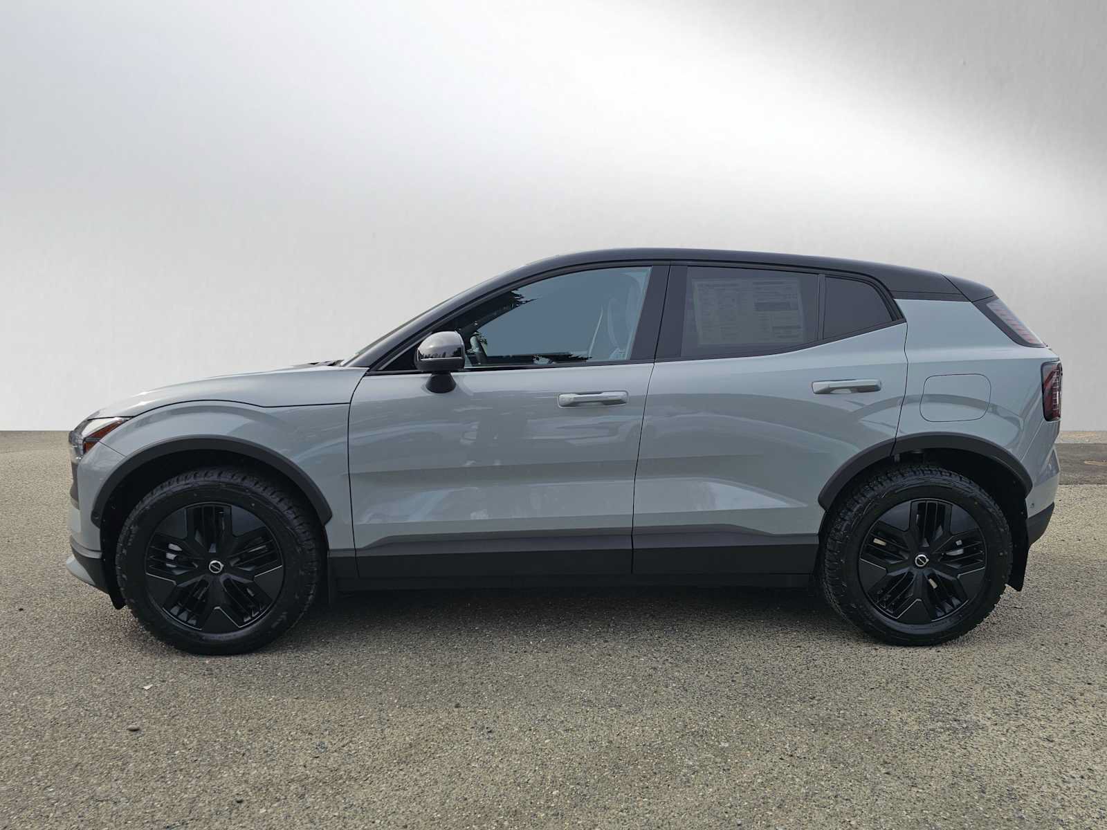 New 2026 Volvo EX30 Cross Country Ultra w/ Protection Package Premier AWD/4WD image 6