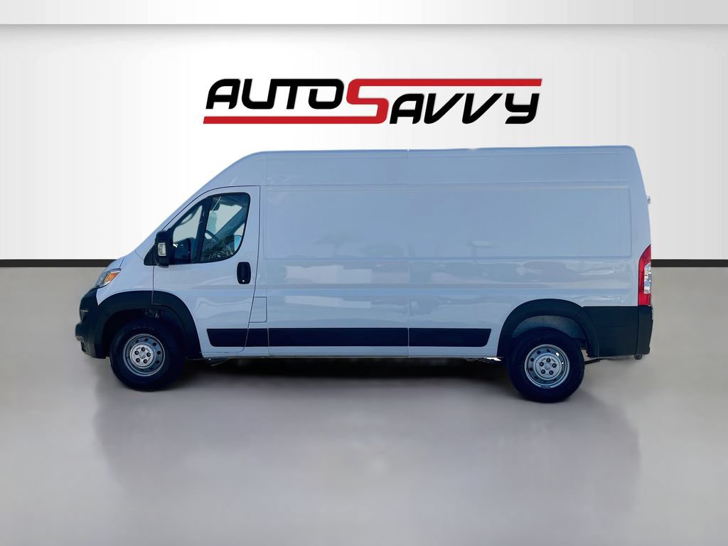 Used 2023 RAM ProMaster 2500 w/ Convenience Group FWD image 4