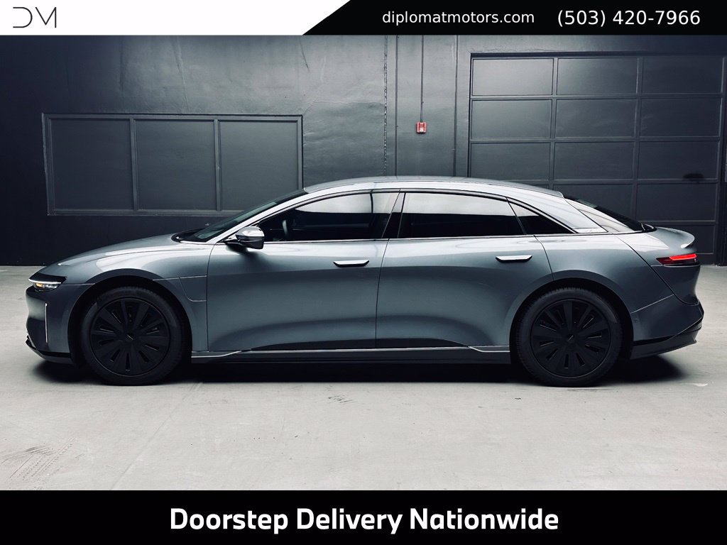 Used 2025 Lucid Air Pure RWD image 4