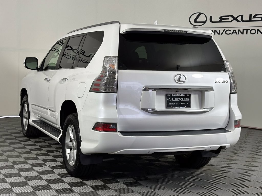 Used 2015 Lexus GX 460 w/ Navigation Package AWD/4WD image 9