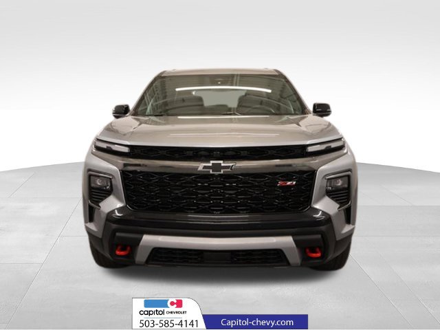 Used 2025 Chevrolet Traverse Z71 AWD/4WD image 7