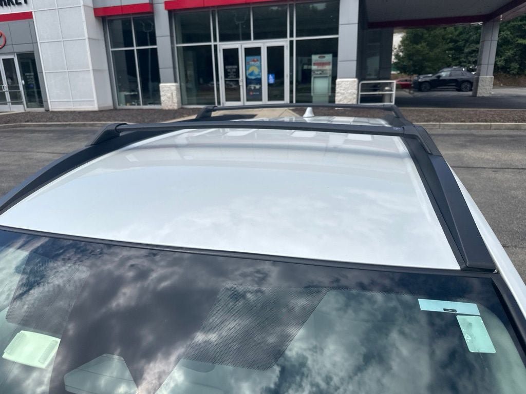 Certified 2023 Toyota Corolla Cross LE AWD/4WD image 5