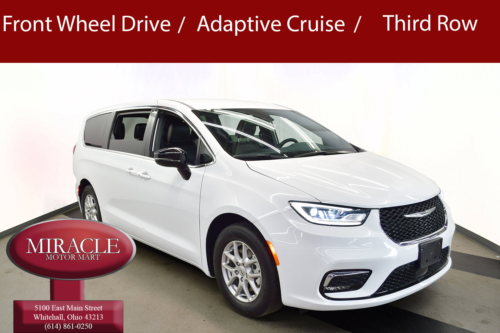 Used 2025 Chrysler Pacifica Select