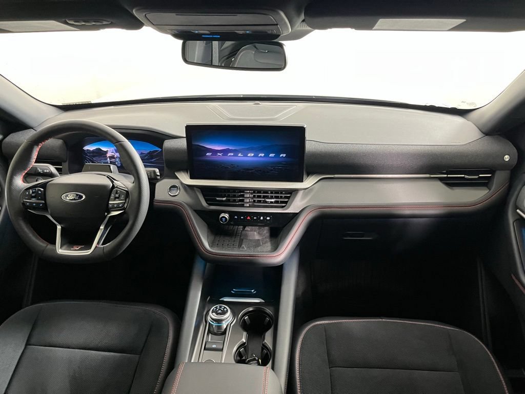 Used 2025 Ford Explorer ST AWD/4WD image 18