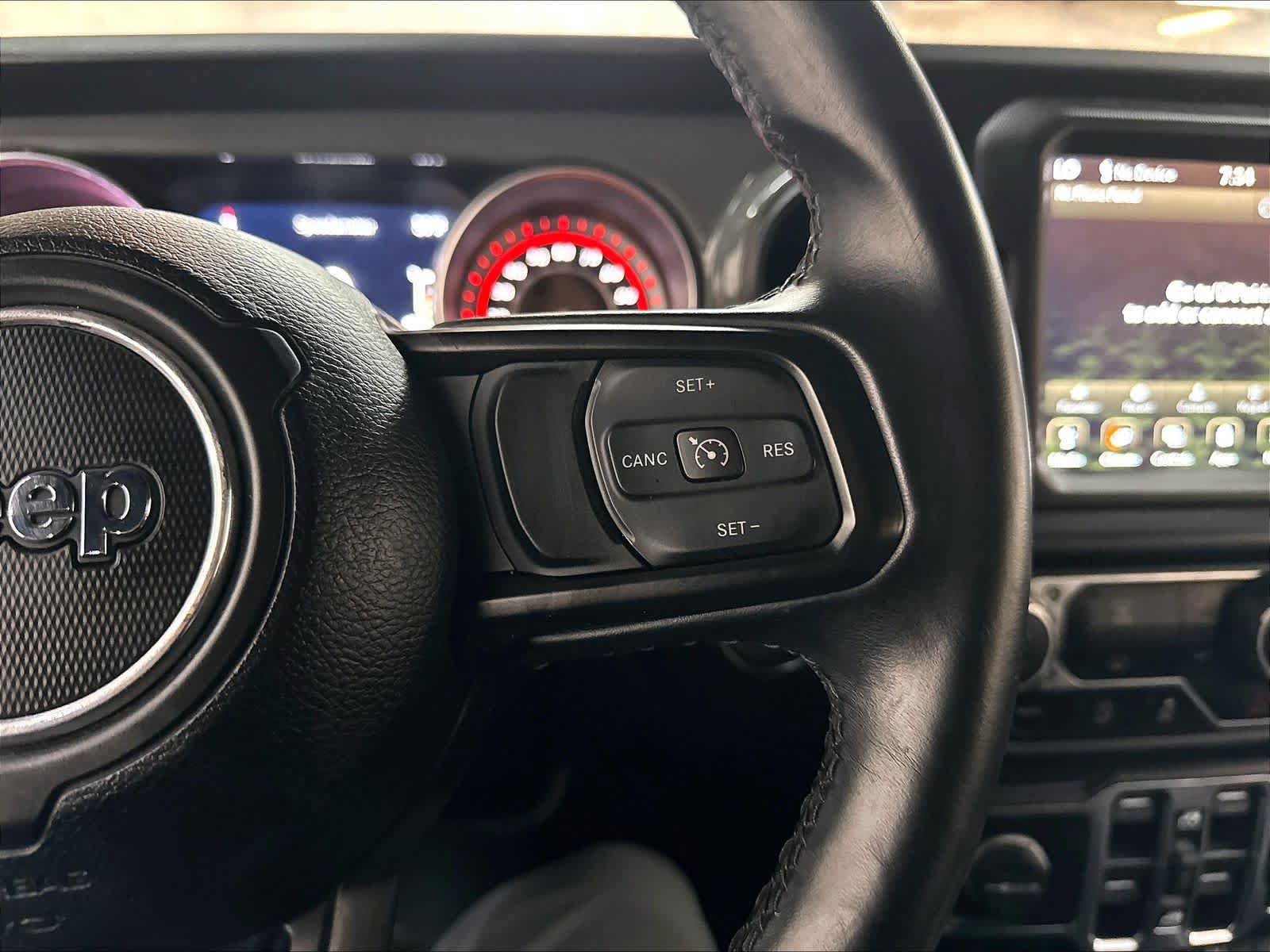 Used 2021 Jeep Gladiator Sport AWD/4WD image 22