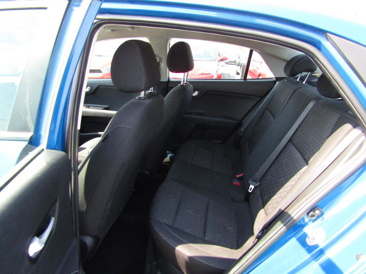 Used 2022 Kia Rio S image 17