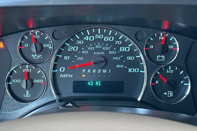 New 2026 Chevrolet Express 2500 w/ Driver Convenience Package RWD image 27