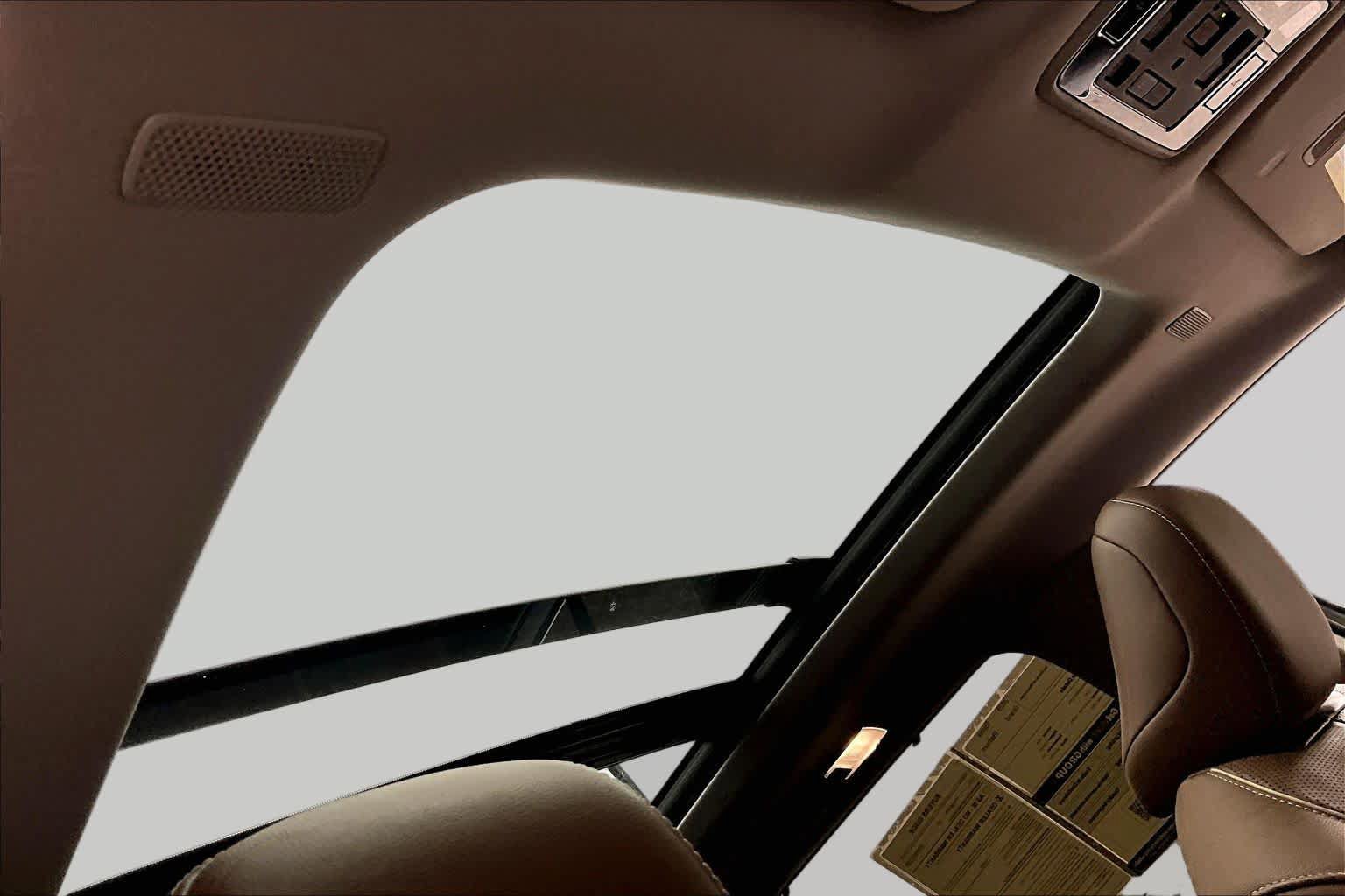Certified 2025 Toyota Grand Highlander AWD image 14