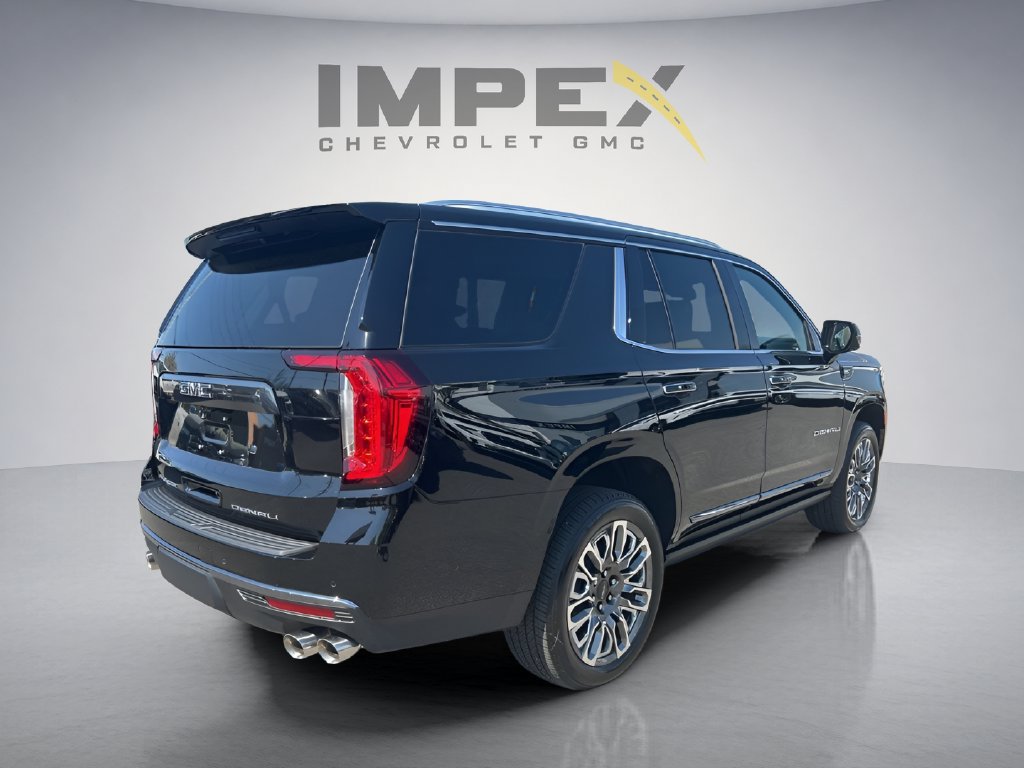 Used 2023 GMC Yukon Denali Ultimate AWD/4WD image 5