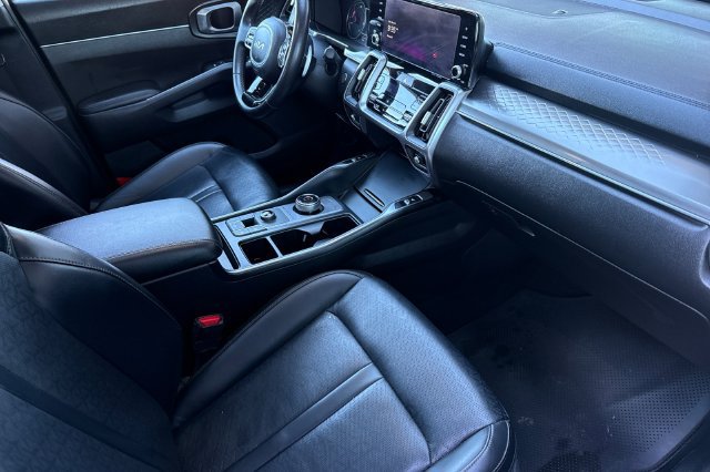 Certified 2023 Kia Sorento EX w/ Panoramic Sunroof Package AWD/4WD image 22