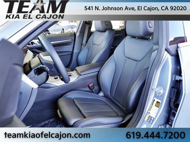 Used 2025 BMW i4 eDrive40 image 15