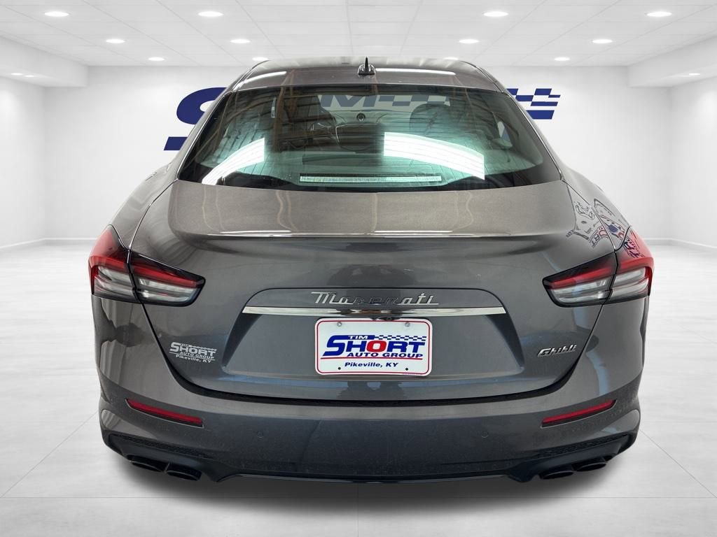 Used 2023 Maserati Ghibli Modena image 5