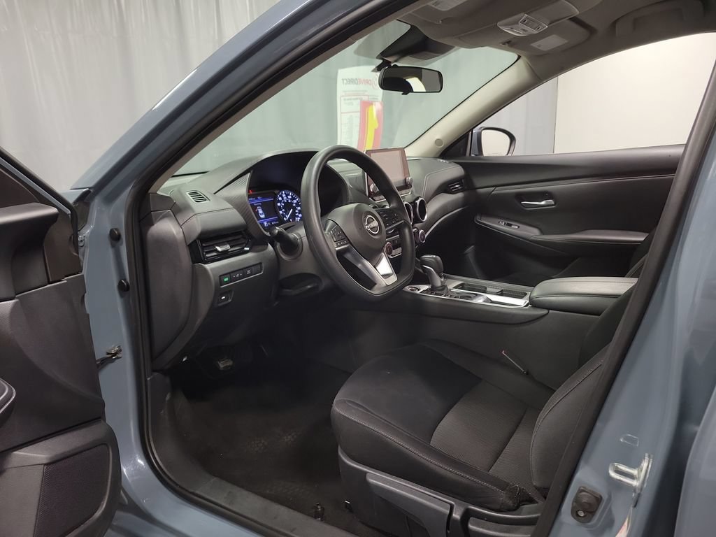 Used 2024 Nissan Sentra SV FWD image 12