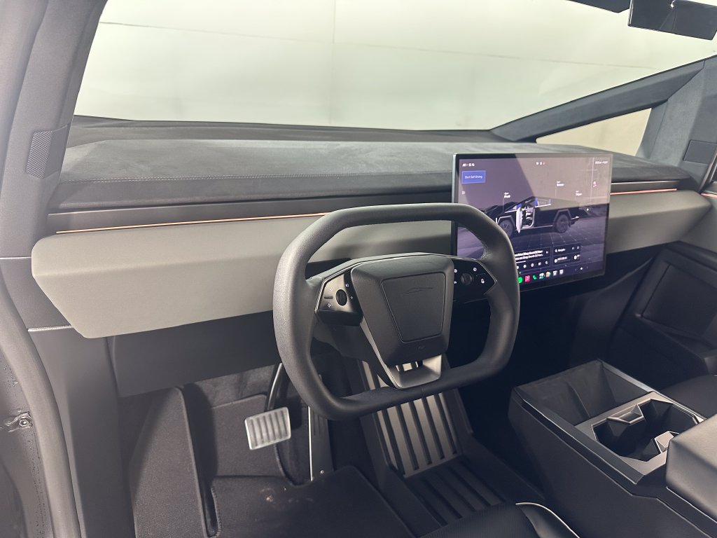 Used 2024 Tesla Cybertruck Cyberbeast AWD/4WD image 20